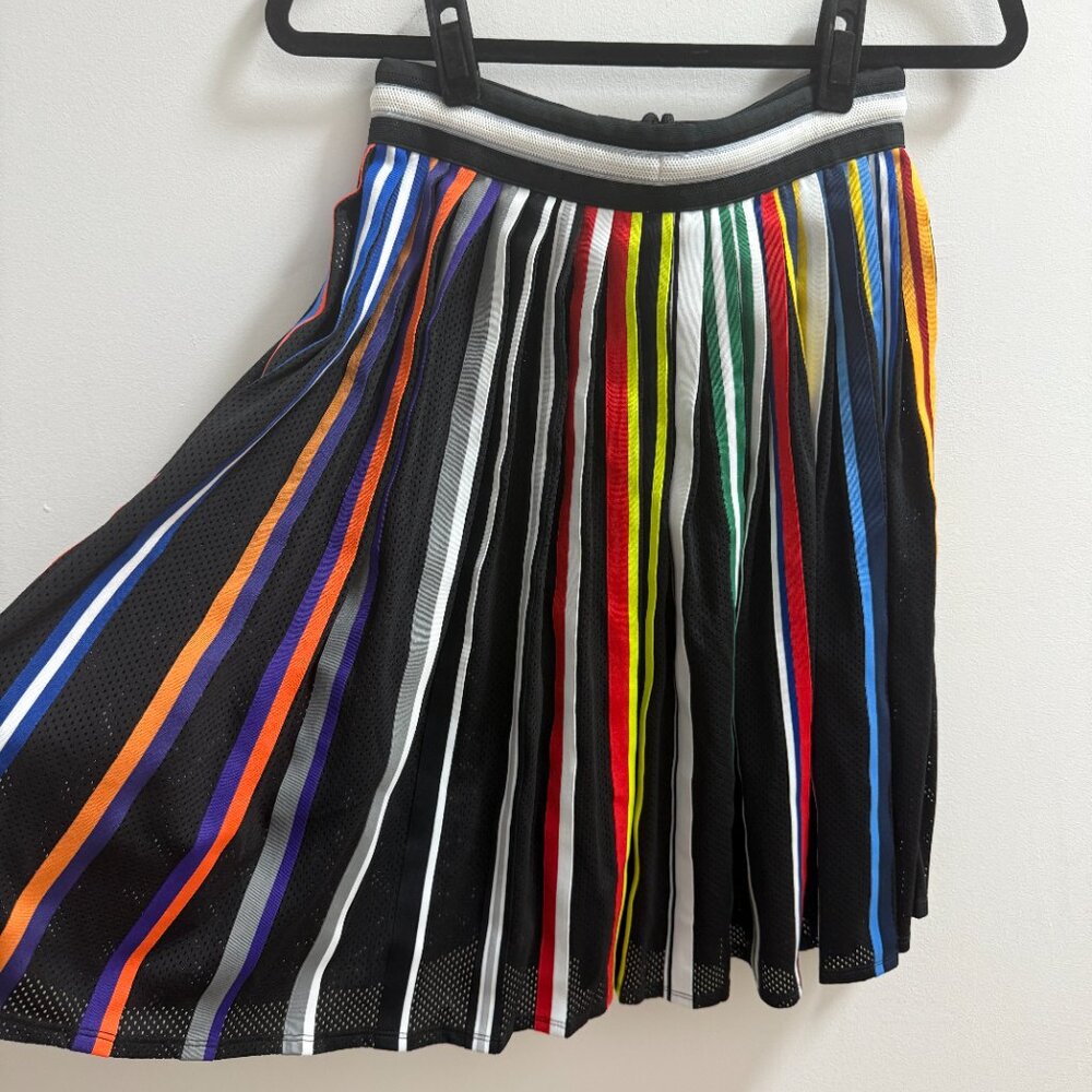 Nike Rare Limited Edition Basketball Skirt - Picture 2 of 4